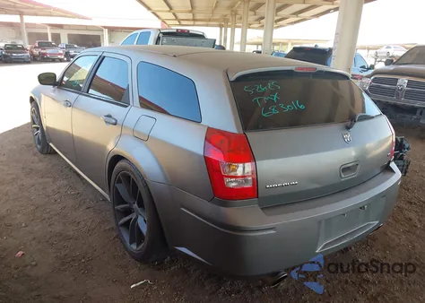 2005 Dodge Magnum Rt z USA, uszkodzony, nr VIN 2D8GV58295H683016